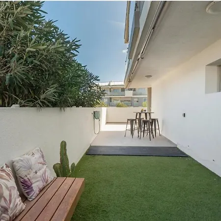 Tejita Apartment